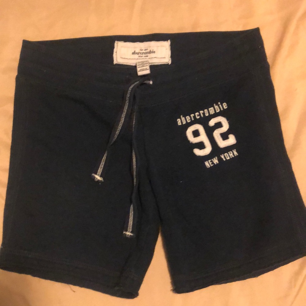 Kids Abercrombie size small sweat pants shorts Navy blue